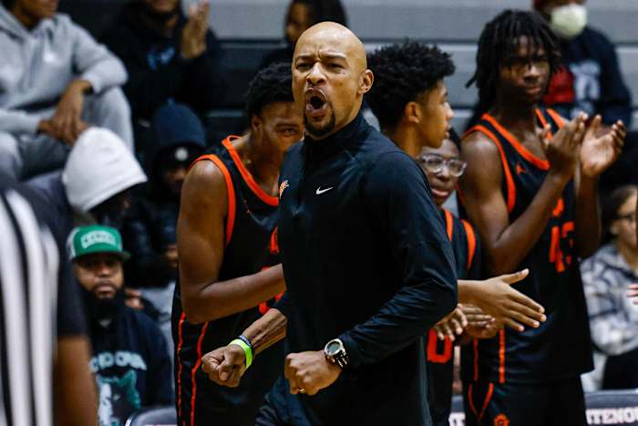 Douglass Oklahoma East St. Louis Illinois boys basketball December 16 2023 Nate Latsch 24988